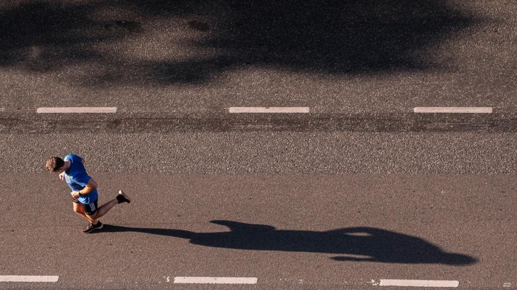 Alerta amarilla en catorce provincias por altas temperaturas, tormentas y vientos