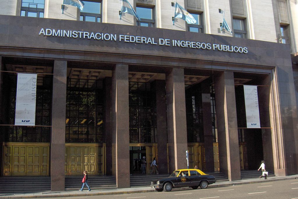 El Gobierno anunció la disolución de la AFIP para crear una Agencia de Recaudación y Control Aduanero.