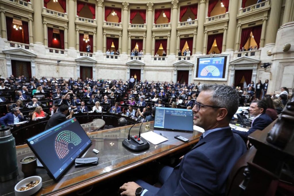 Diputados aprobó en general la baja de la edad de imputabilidad a 14 años: el proyecto avanza al Senado